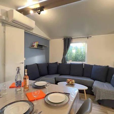 אתר קמפינג Mobil-home Les Lauriers Roses Siblu 4****